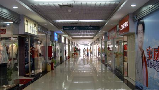 泉州有服装尾货批发市场么具体地址在哪？_服装尾货在哪里批发