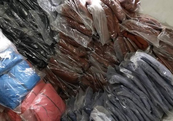 怎么拿到工厂的货源或者尾单尾货_尾货服装批发市场哪里有