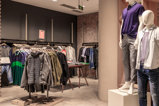 广州市尾货批发市场砍价技巧_尾货服装批发市场哪里有