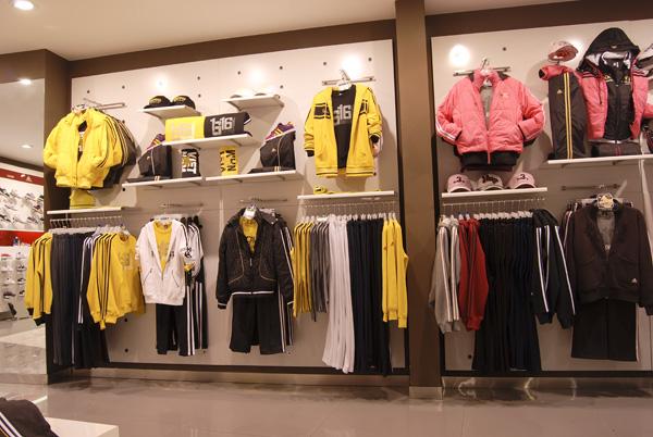 武汉品牌尾货批发市场有哪些你不知道_服装尾货在哪里批发