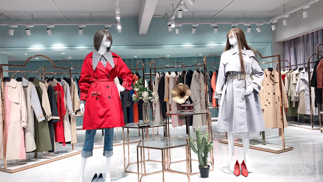 米拉格风衣 品牌女装折扣批发_品牌折扣店货源进货渠道