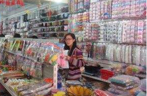 哪里才能找到服装批发一手货源?_女装品牌尾货批发哪里便宜