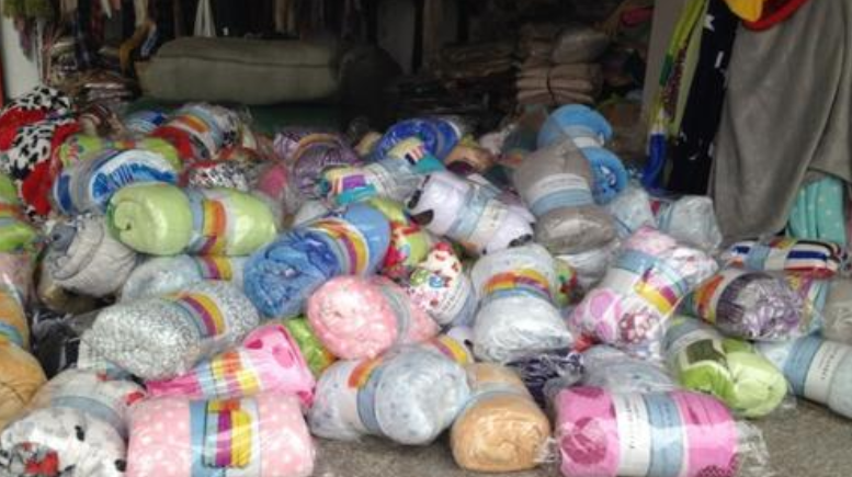 品牌服装尾货按份批发一份是多少件_尾货服装批发市场哪里有