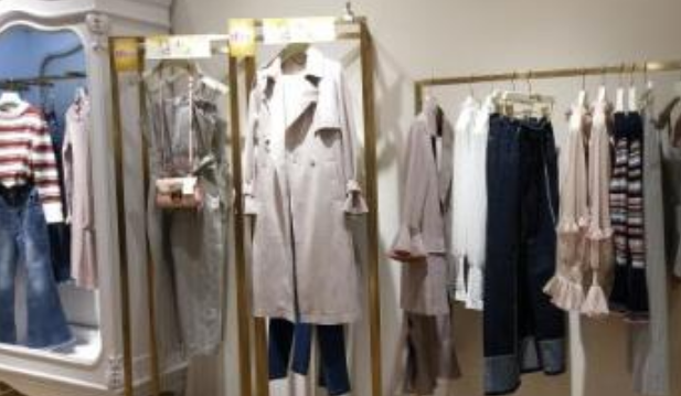 如何降低卖尾货服装的风险?_服装尾货在哪里批发