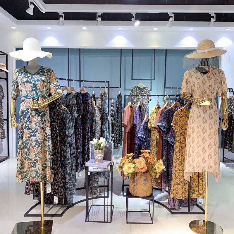 上海羊毛衫尾货市场有着怎样的历史？_女装品牌尾货批发哪里便宜