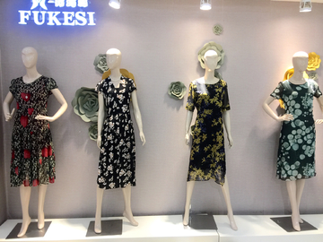 新手开女装尾货店货源怎么找_服装尾货在哪里批发