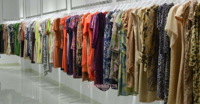 服装批发小妹话术都有哪些?_尾货服装批发市场哪里有
