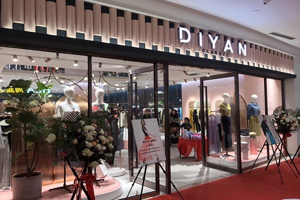 大柳树官鑫市场尾货三大进货技巧_尾货服装批发市场哪里有