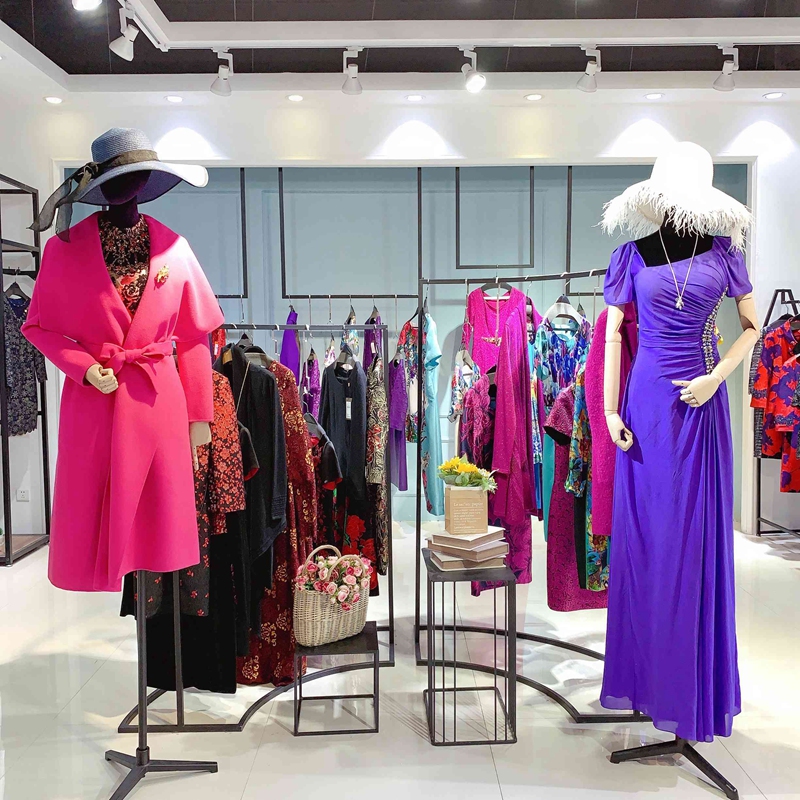 在白云区怎么找尾货有哪些批发市场呢？_尾货库存批发市场在哪里