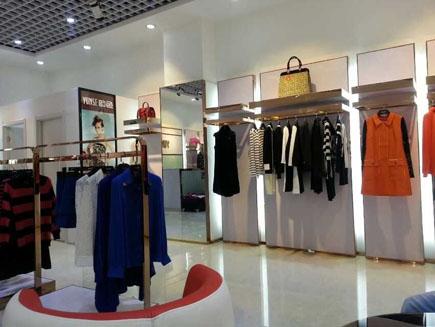 武汉汉正街服装尾货批发市场怎么拿货？_女装品牌尾货批发哪里便宜