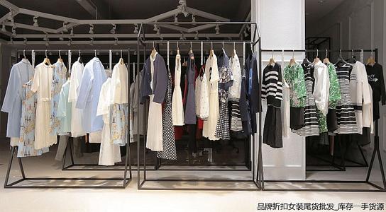 做一线品牌女装尾货批发要注意什么_尾货服装批发市场哪里有
