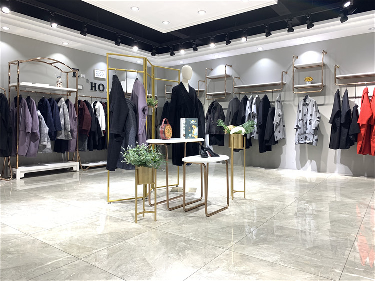 九度2021当季新款加肥加大秋冬装卫衣品牌折扣女装_品牌折扣女装货源批发