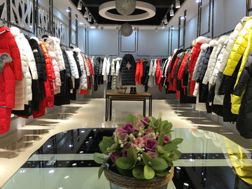 如果你追求品质，如果你懂得什么叫性价比，你_折扣女装有哪些能加盟