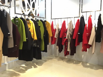 2021当季新款双面羊绒大衣！_品牌折扣店进货渠道