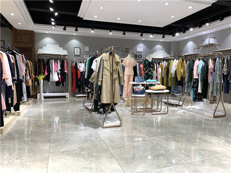 深圳时尚品牌莎发SOFA中高端女装专柜尾货2021夏装_各种品牌女装折扣货源