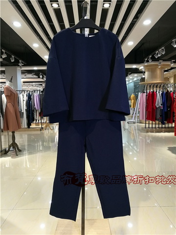 上海一线GCCG知恩轻奢女装品牌折扣批发一手货源_品牌女装折扣店一折货源