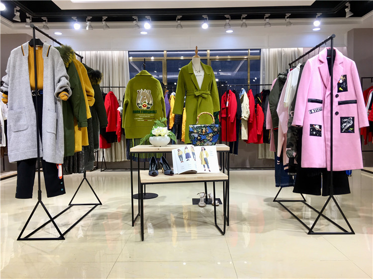 反季货源马克华菲21冬品牌折扣店货源淘宝快手直_品牌折扣店货源进货渠道