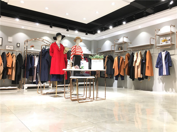 卖服装，卖服务的语言艺术！_品牌女装折扣店一折货源