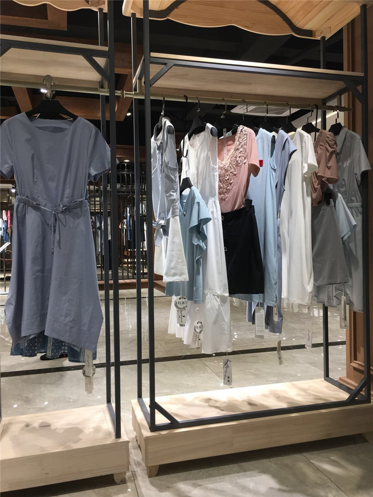 钰慕.景仰2021夏装性价比高时尚少淑女装_品牌折扣女装哪有可以加盟