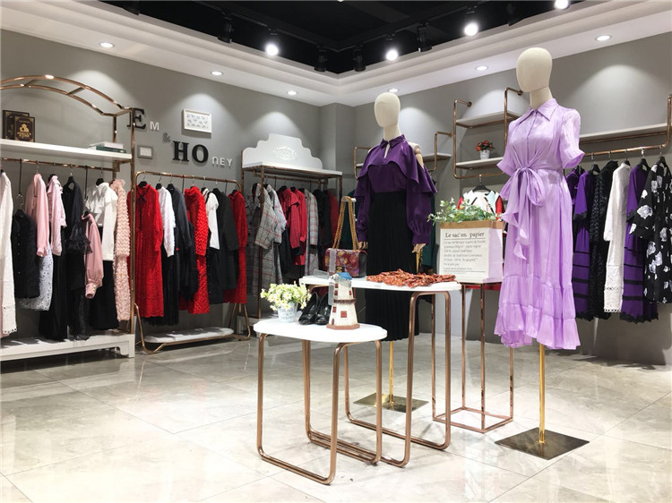 2021年春秋高端原创名贵望族风品牌折扣货_品牌女装折扣店一折货源