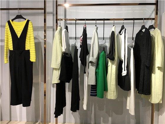 3S女装尚艾诗2021春秋新款中长款外套毛衫特价走_怎样开品牌折扣店