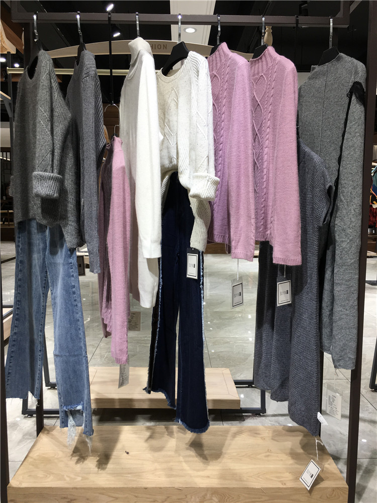 特价39.9元春秋女士素莹羊毛衫批发韩版尾货羊毛_品牌折扣女装批发货源哪家好