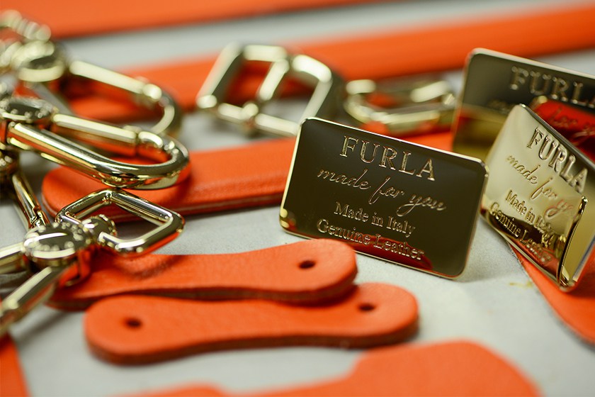 Furla 推出 3 款香港限定手袋！_二手奢侈品二手奢侈品包包哪里买