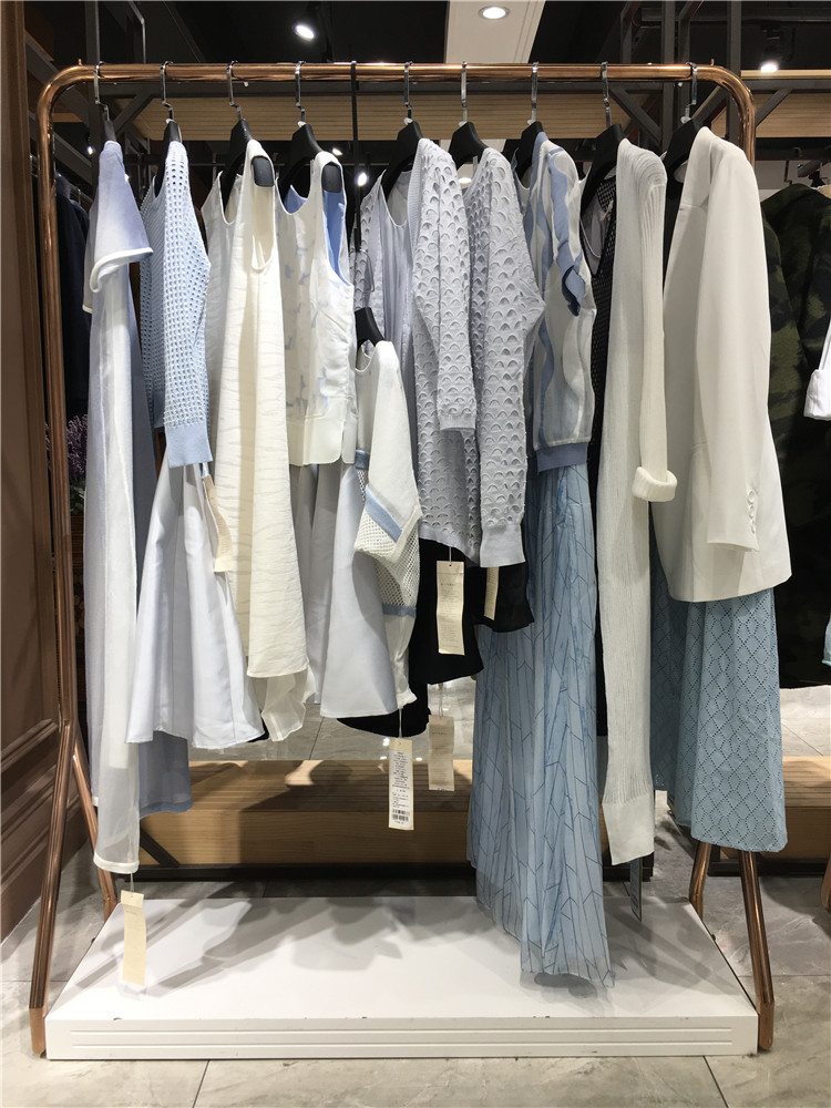 艺之卉2021春季新款上衣气质长袖专柜份货_品牌折扣店怎样进货