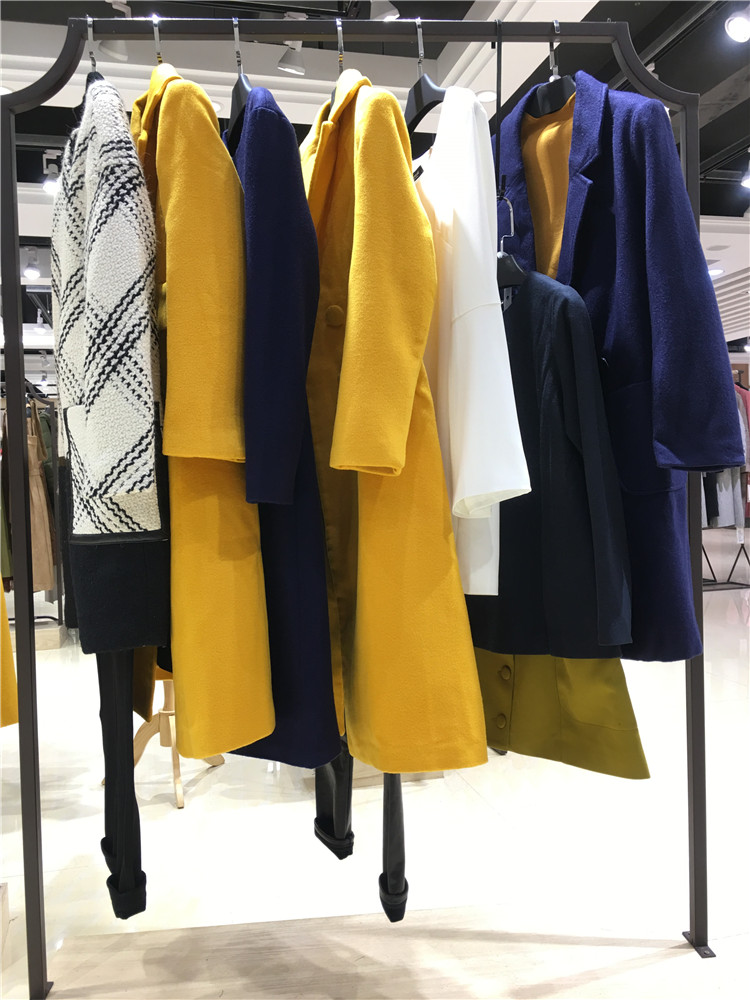 新款抹上秋冬装实体店批发拿货专柜尾单走份可_折扣女装有哪些能加盟