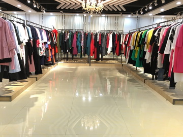 如缤RUBIN16秋品牌女装折扣批发广州杭州知名品牌_免费铺货女装折扣店加盟