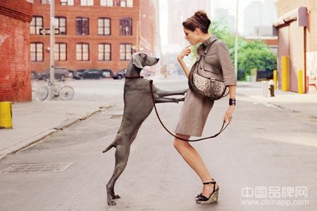 Longchamp2012春夏系列手袋大片_背一千多二手奢侈品包看得出来吗