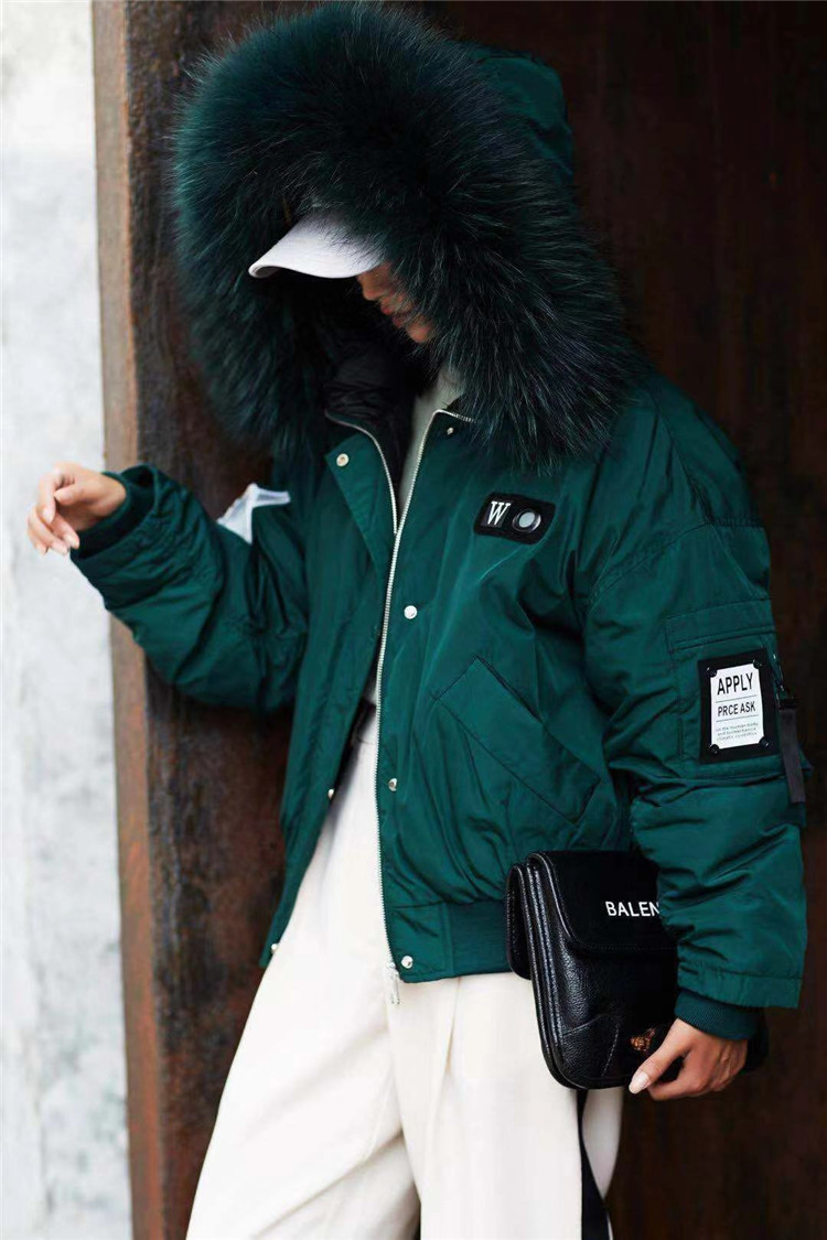 杭州一线品牌西树影黛折扣货源带毛领时尚保暖_品牌折扣店怎样进货