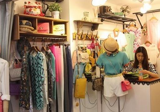 服装进货有门道_想开品牌女装折扣店