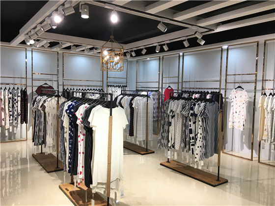 北京紫腾谷2021春夏装新款优雅气质女人连衣裙_品牌折扣店怎样进货