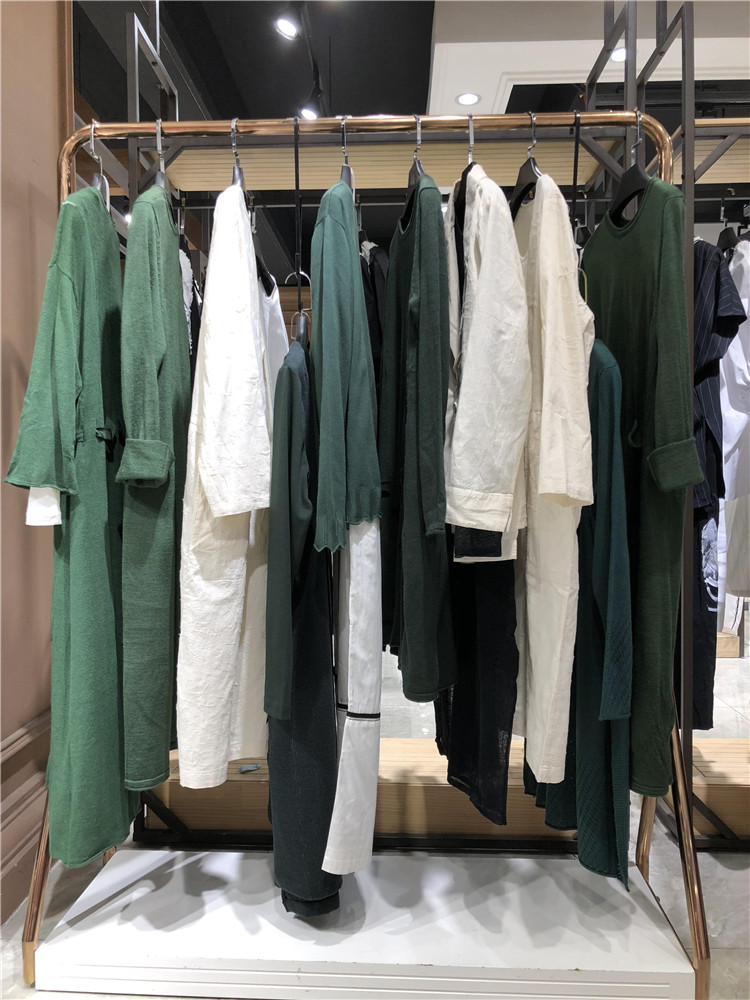 休闲新货译外2021春装深圳高端原创棉麻设计师品_女装品牌折扣店进货渠道