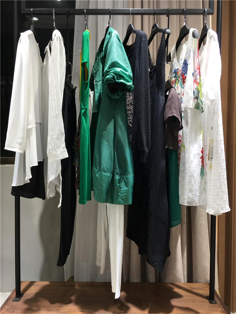 香港格子廊春夏女装批发一线高档品牌折扣女装_品牌折扣女装货源批发