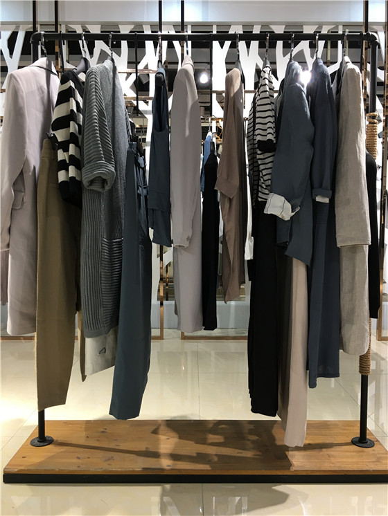 iam27女装专柜正品2021秋装新款百搭外套风衣特价_高端品牌折扣女装加盟