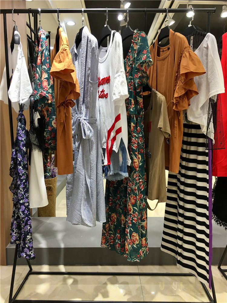 2021新款艾利欧品牌女夏装折扣尾货货源可视频直_品牌折扣女装哪有可以加盟