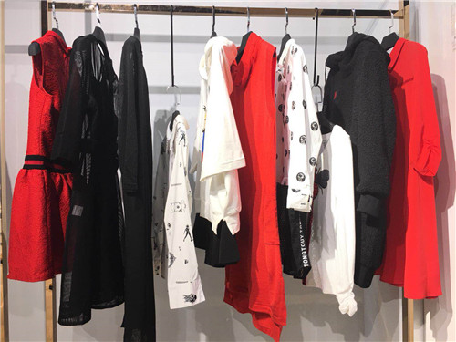 一个为中国女性带来的简美欧式优雅风格的品牌_免费铺货女装折扣店加盟