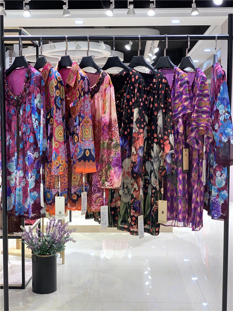 粉领贵族新款简洁雅致超大码进口面料舒适库存_品牌折扣店进货渠道