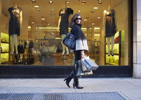 女装批发 为你节省更多成本_品牌折扣店货源进货渠道