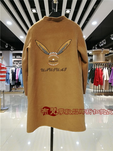 新款优质高端双面羊绒大衣库存尾货折扣女装走_怎样开品牌折扣店