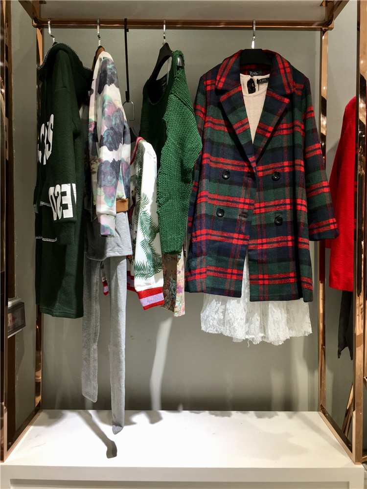 秋冬装衣能量品牌女装折扣走份虎门女装折扣店_折扣女装有哪些能加盟