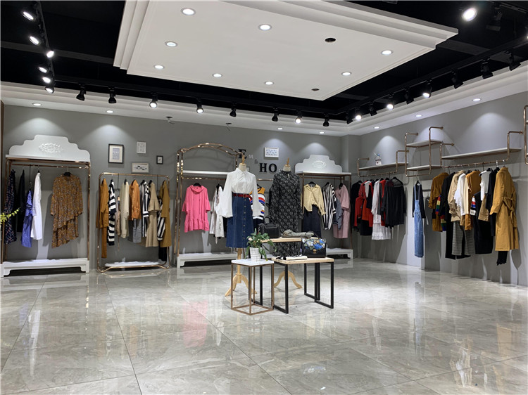 实体店女装2021年新款维伊的专柜货源比例好上身_品牌折扣店进货渠道