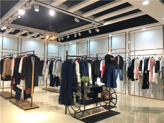 新款帕蒂秀女装春装小香风名媛气质显瘦修身蕾_品牌女装加盟免费铺货