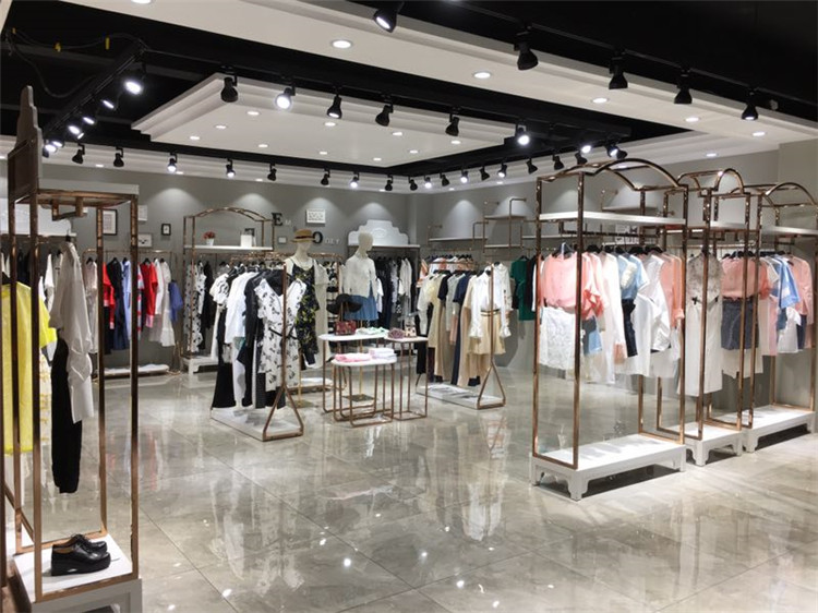 深圳高端品牌瑟纳2021新款夏装折扣尾货_折扣女装有哪些能加盟