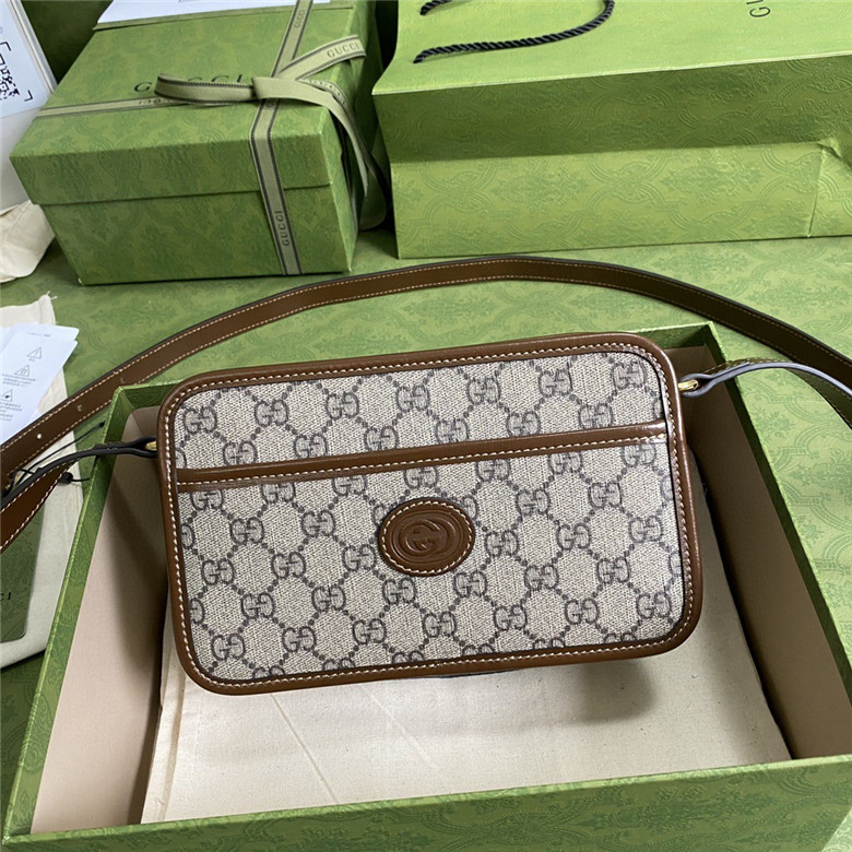 Gucci 658572 92TCG 8563 互扣式双G 迷你手袋