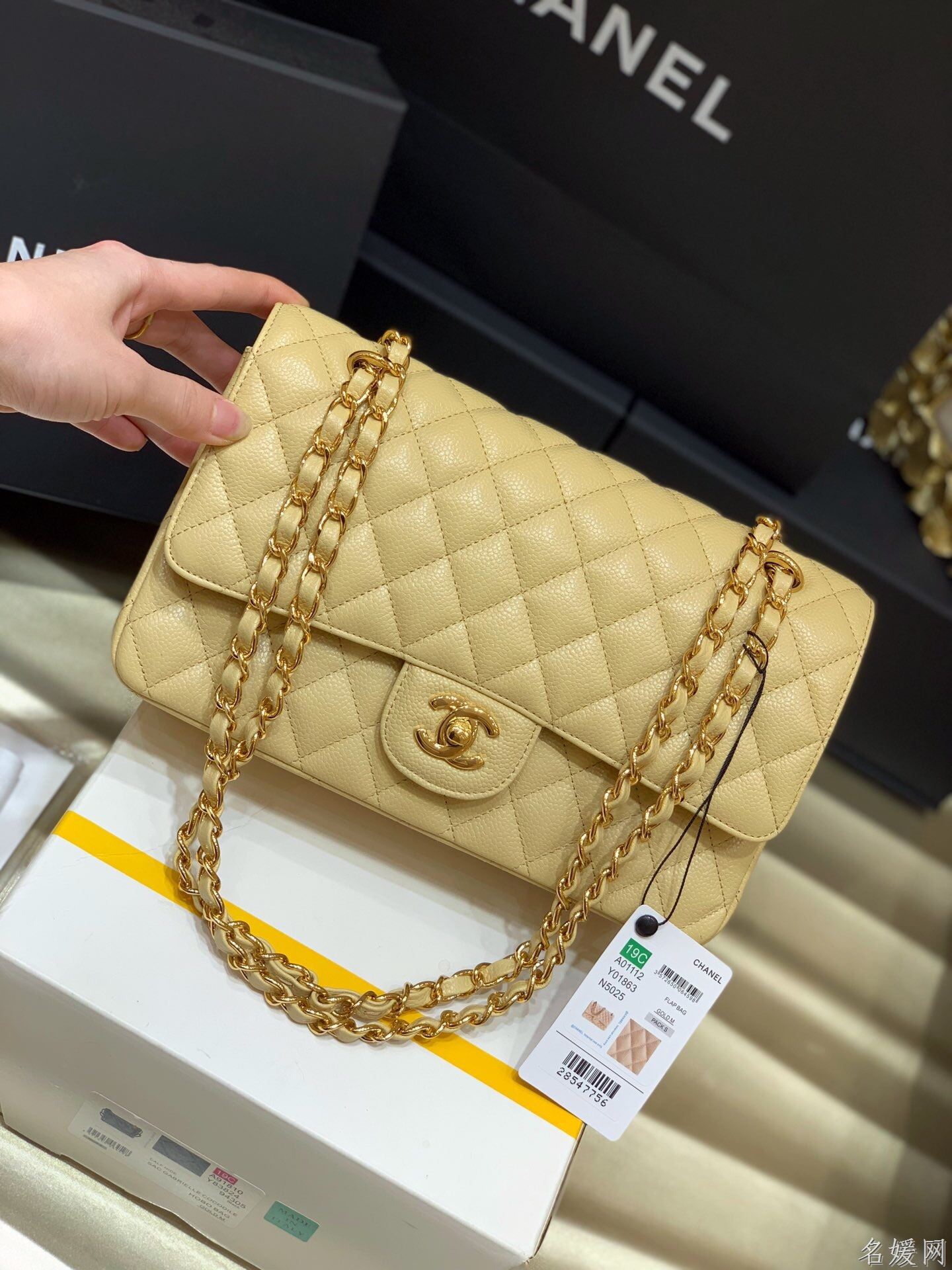 Chanel/香奈儿 A01112 CF25中号鱼子酱牛皮单肩斜挎包