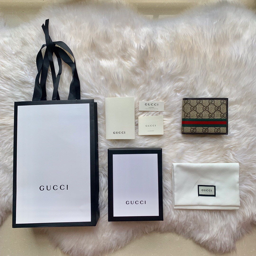 Gucci/古驰 365491 ssima经典款PVC咖啡短款钱包