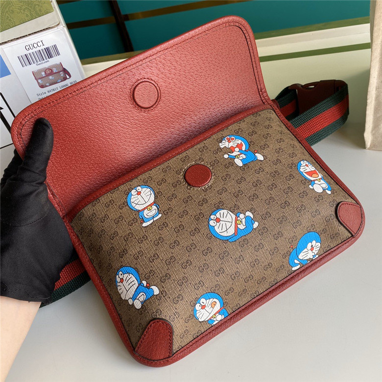 Gucci 647817 2TJBG 8587 Doraemon x Gucci联名系列 腰包